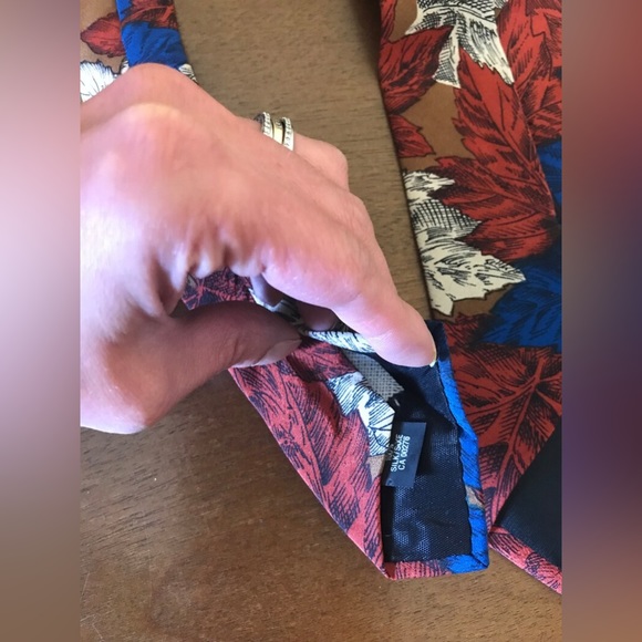 Vintage Chaps Ralph Lauren 100% Silk Fall Leaves Tie - Picture 4 of 6